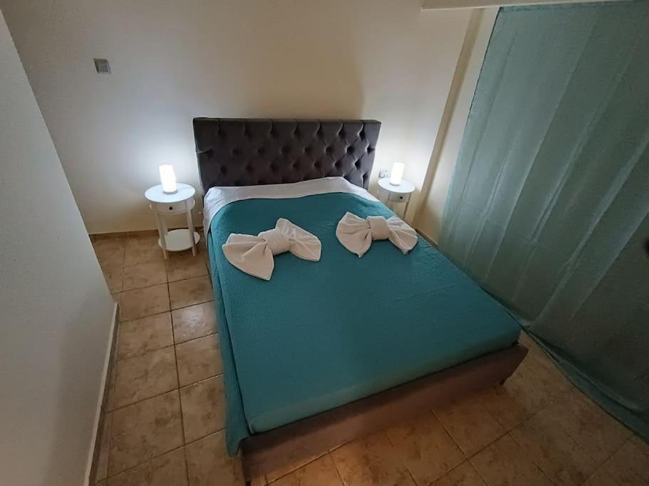 Athens Sky Suites 1 Пірей Екстер'єр фото