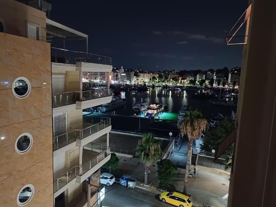 Athens Sky Suites 1 Пірей Екстер'єр фото